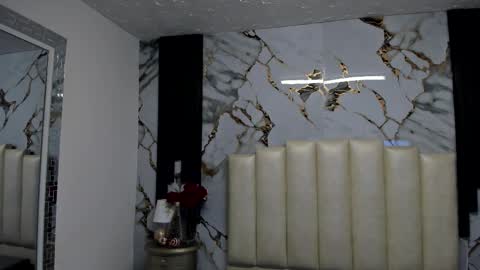 Hey Guys  Im Mollie online show from 12/22/25, 12:13