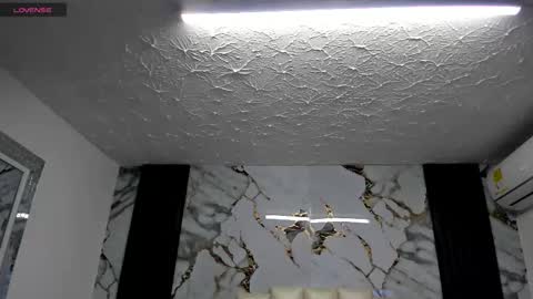 Hey Guys  Im Mollie online show from 01/14/26, 12:11