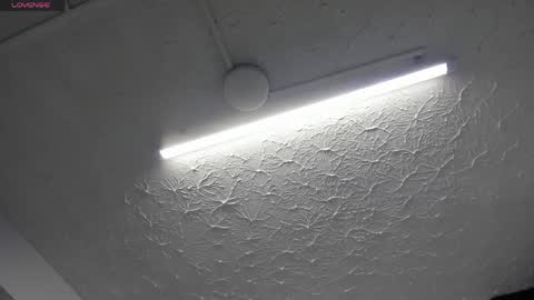 Hey Guys  Im Mollie online show from 05/11/26, 12:22