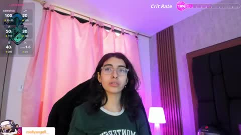Snapshot of molly__a chatting on 05/18/26, 02:56 Molly online show from 05/18/26, 02:56