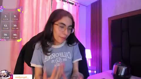 Snapshot of molly__a chatting on 06/20/26, 04:10 Molly online show from 06/20/26, 04:10
