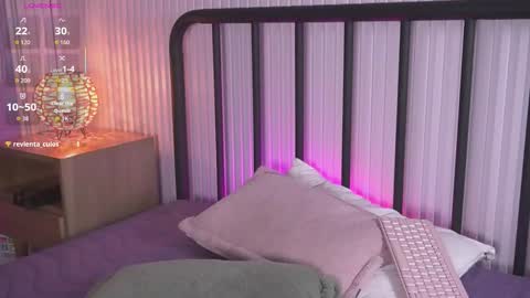 Molly online show from 02/18/26, 08:16