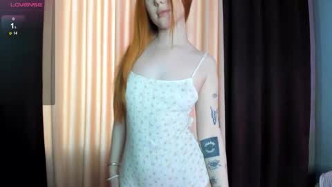molly__kitty online show from 02/04/26, 05:35