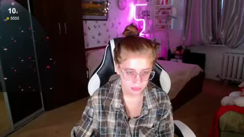 Snapshot of molly_barbie chatting on 04/29/26, 11:47 Molly Prvt is open online show from 04/29/26, 11:47