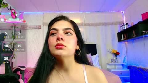 Snapshot of molly_bick chatting on 04/08/26, 01:55 Molly Bick online show from 04/08/26, 01:55