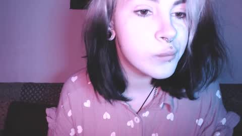 Molly Crow online show from 02/20/25, 12:52