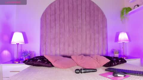 Snapshot of molly_jackson chatting on 01/16/25, 11:58 Molly Jackson online show from 01/16/25, 11:58