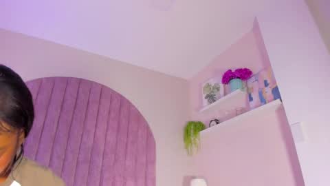 Snapshot of molly_jackson chatting on 01/28/25, 06:28 Molly Jackson online show from 01/28/25, 06:28