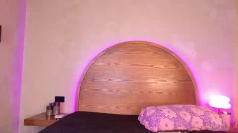 Molly Jackson online show from 07/12/26, 06:54