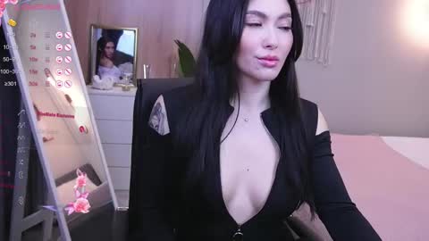 Molly online show from 03/07/25, 06:46