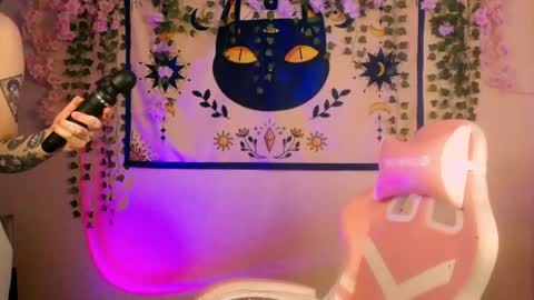 molly_kisss online show from 04/26/26, 04:10