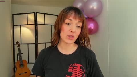 Snapshot of molly_marmalade_ chatting on 07/14/26, 06:24 MOLLY online show from 07/14/26, 06:24
