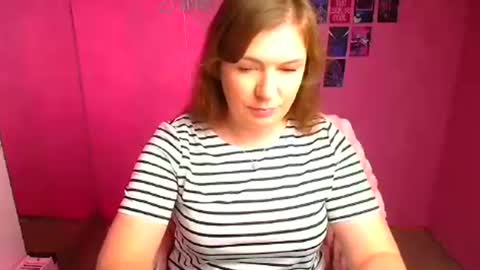 Molly online show from 10/25/25, 11:40