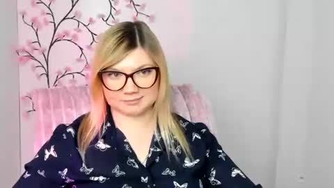 Molly online show from 01/05/26, 05:27