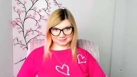 Molly online show from 02/19/26, 02:13