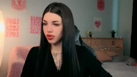 Molly online show from 05/09/26, 04:39