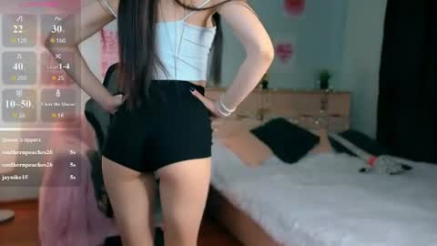 Snapshot of molly_rettyy chatting on 06/20/26, 04:15 Molly online show from 06/20/26, 04:15