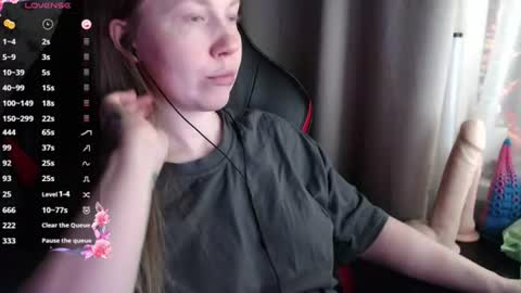 Snapshot of molly_royse chatting on 07/08/26, 04:50 I have new photos come and see with love Molly online show from 07/08/26, 04:50