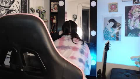 Molly online show from 03/08/25, 06:21