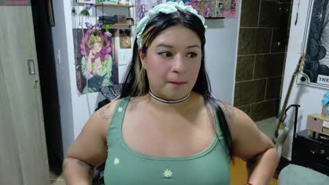 Snapshot of molly_shake chatting on 03/30/26, 06:58 Molly online show from 03/30/26, 06:58