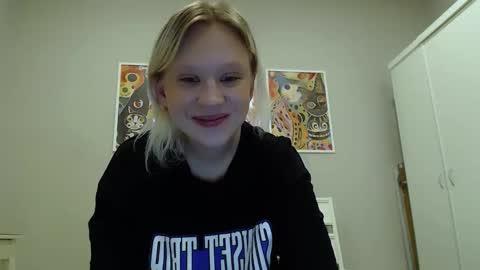 lo online show from 02/16/25, 02:10