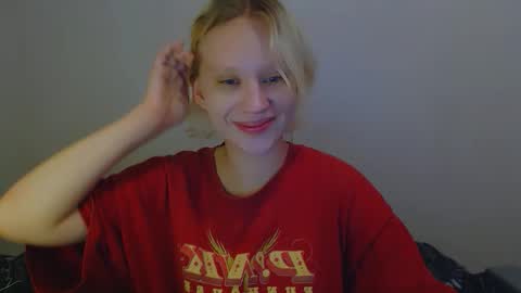 lo online show from 09/28/25, 03:28