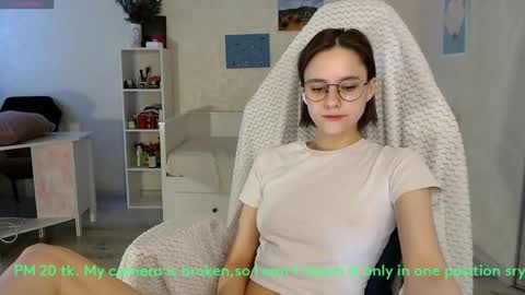 Snapshot of molly_soft chatting on 06/05/26, 04:52 Molly online show from 06/05/26, 04:52