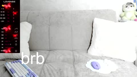 Snapshot of molly_sweetbaby chatting on 12/22/24, 09:20 Ill tell you when were private online show from 12/22/24, 09:20