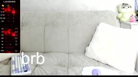 Snapshot of molly_sweetbaby chatting on 01/18/25, 05:59 Ill tell you when were private online show from 01/18/25, 05:59