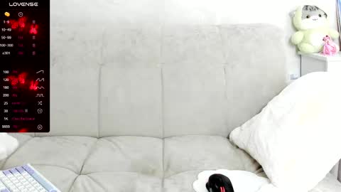 Snapshot of molly_sweetbaby chatting on 02/14/25, 08:37 Ill tell you when were private online show from 02/14/25, 08:37