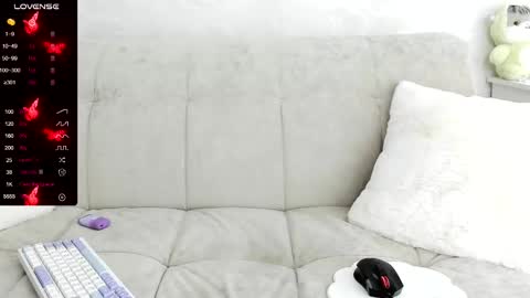 Snapshot of molly_sweetbaby chatting on 03/07/25, 11:38 Ill tell you when were private online show from 03/07/25, 11:38