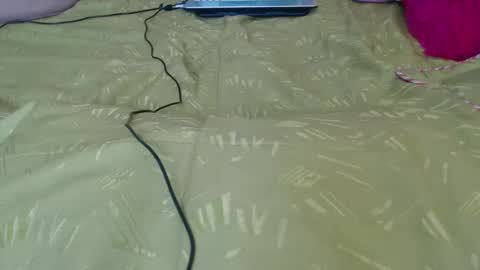 Snapshot of mollyandbra chatting on 01/18/25, 09:34 Molly And Brad online show from 01/18/25, 09:34