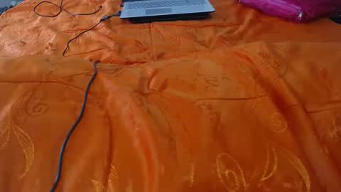 Snapshot of mollyandbra chatting on 03/06/25, 09:31 Molly And Brad online show from 03/06/25, 09:31