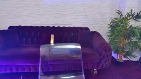 Julia online show from 02/12/26, 09:10