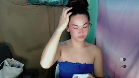 Snapshot of mollygrandexx69 chatting on 03/03/26, 09:48 mollygrandexx69 online show from 03/03/26, 09:48