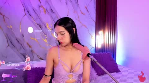 Snapshot of mollylewis18 chatting on 04/20/26, 08:43 New girl Emily Valentina Michelle online show from 04/20/26, 08:43