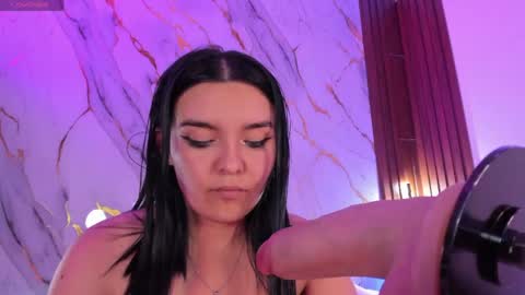 Snapshot of mollylewis18 chatting on 05/03/26, 09:37 New girl Emily Valentina Michelle online show from 05/03/26, 09:37