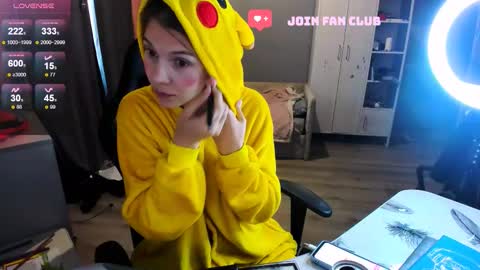  KIRA  online show from 09/16/25, 03:29