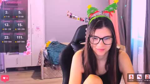  KIRA  online show from 12/19/25, 03:46