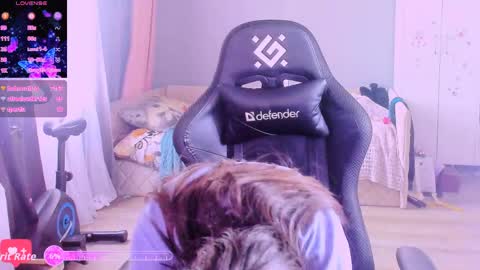  KIRA  online show from 04/09/26, 02:22