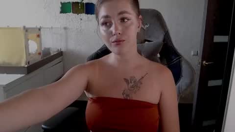 Molly online show from 06/29/26, 07:14