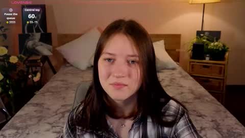 Snapshot of mollymmay chatting on 03/02/26, 10:33 Molly online show from 03/02/26, 10:33