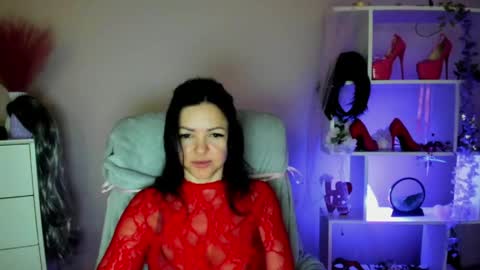 Molly online show from 04/20/26, 06:27