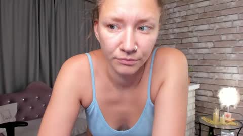 hi im Molly heregreat boobs big heart  warm pussy  online show from 05/08/26, 12:49