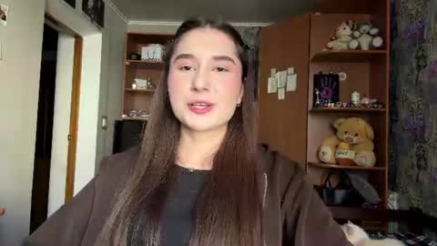 Molly online show from 06/15/26, 06:26