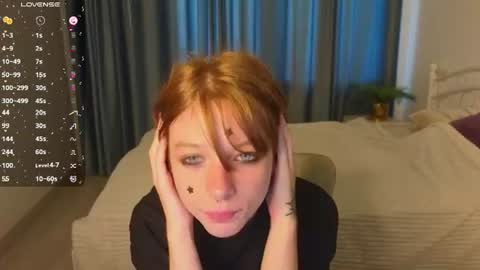 Snapshot of mollysally chatting on 07/16/26, 04:07 mollysally online show from 07/16/26, 04:07