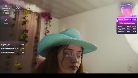 mollysb_05 online show from 02/20/25, 07:52