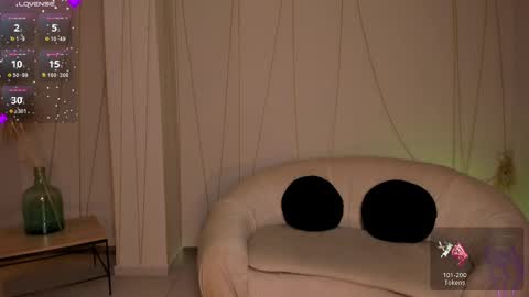 Molly Sunders online show from 02/20/25, 12:08