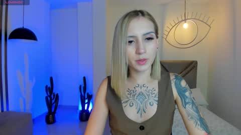 Molly Sunders online show from 02/03/26, 04:54