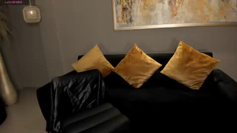 Molly Sunders online show from 06/27/26, 11:37